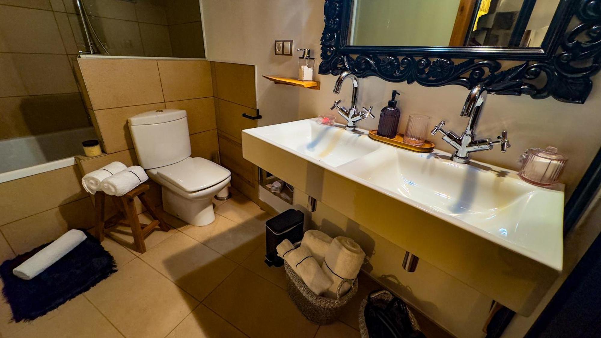 Hotel Rural Flor De Almendro 拉奥雷 外观 照片